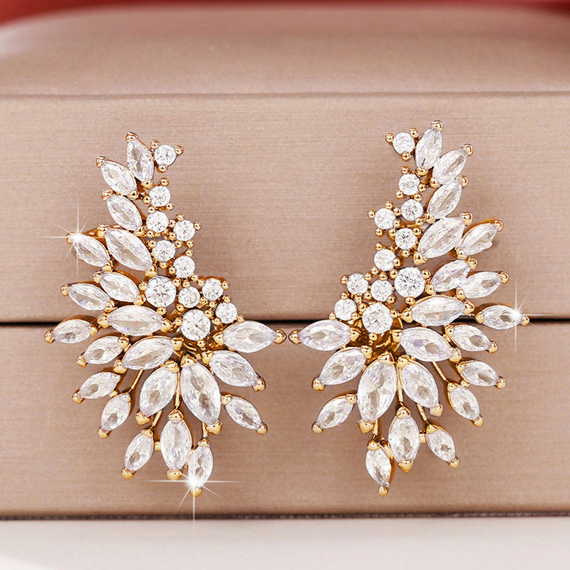 Aurelia Spark Studs