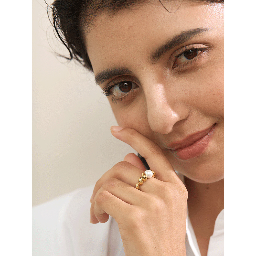 Twista Pearl Geometric Ring
