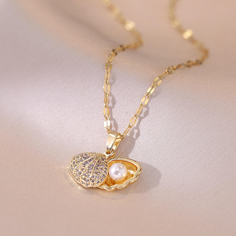 Marina Shell Pearl Necklace