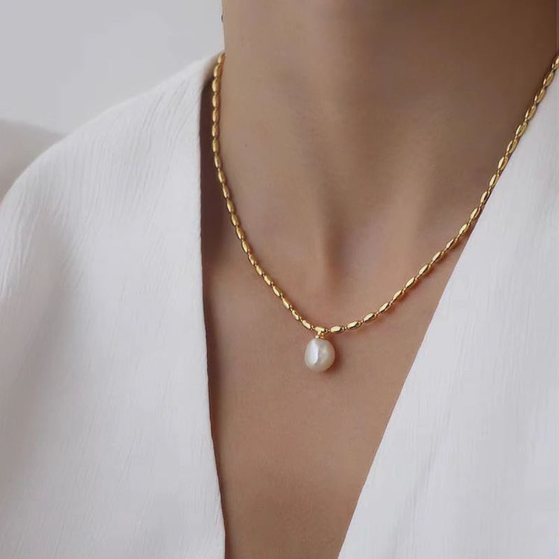 Pearl Essence Necklace