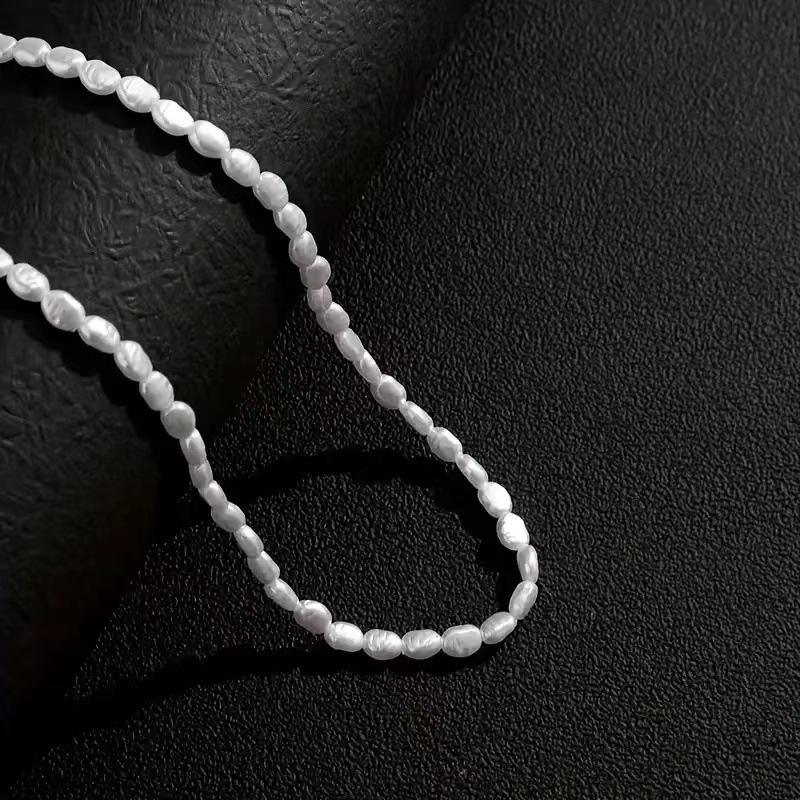 Luna Pearl Choker Necklace