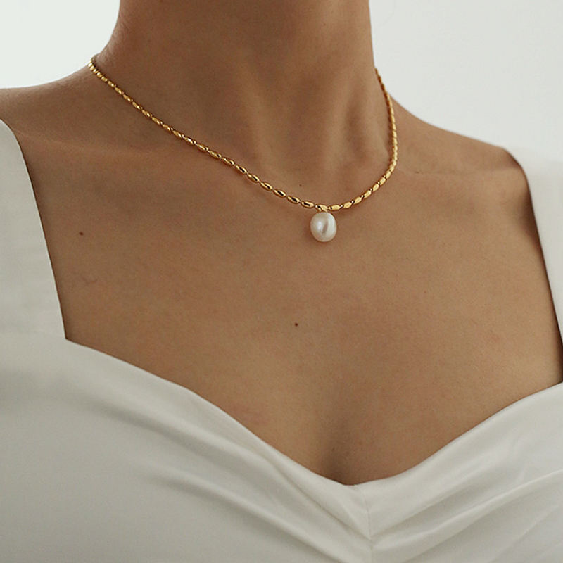 Pearl Essence Necklace