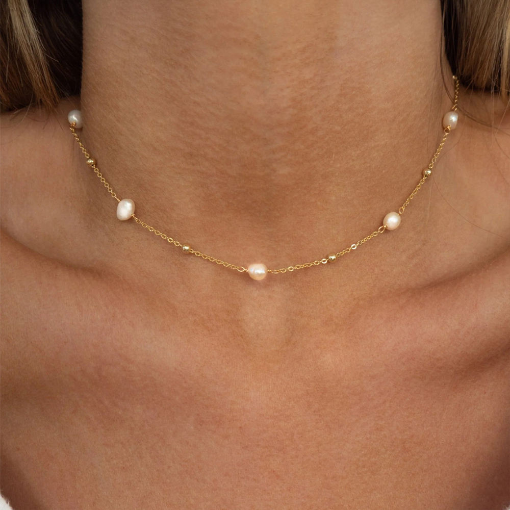 Layered Pearl Necklace Set