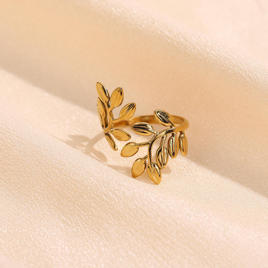 Astra Geometric Line Ring