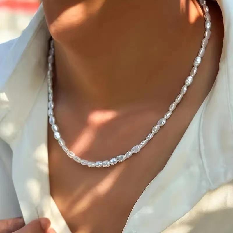 Luna Pearl Choker Necklace