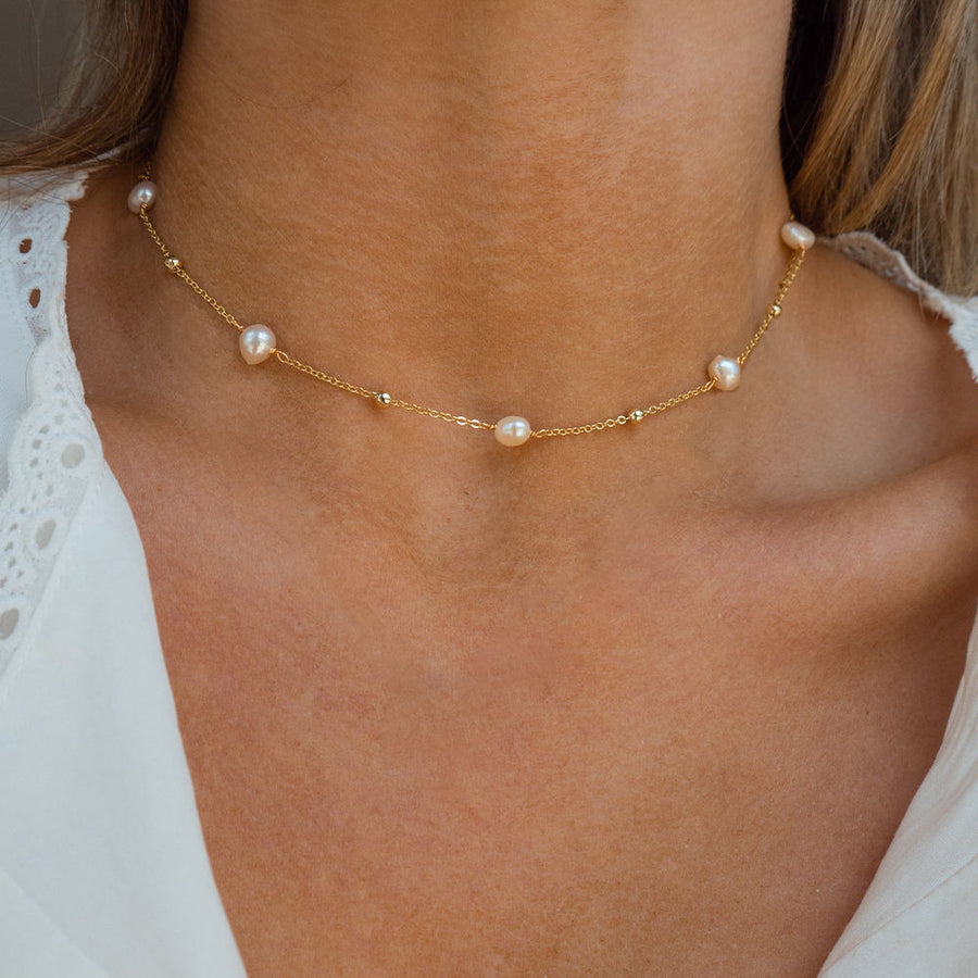 Layered Pearl Necklace Set